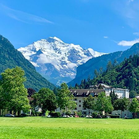 Eiger, Jungfrau, Luxury Garden Apartment Гриндельвальд Экстерьер фото